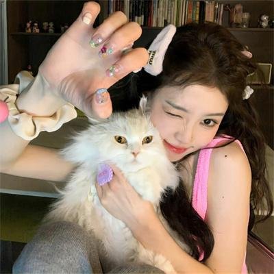 密切关注阿米莉亚